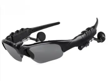 Gafas de sol deportivas negras con audífonos Bluetooth integrados para escuchar música y responder llamadas.