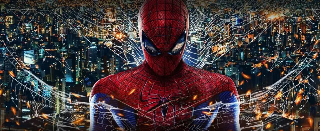 Ilustración panorámica en alta resolución de Spider-Man con fondo de ciudad de noche para estampado de mug.