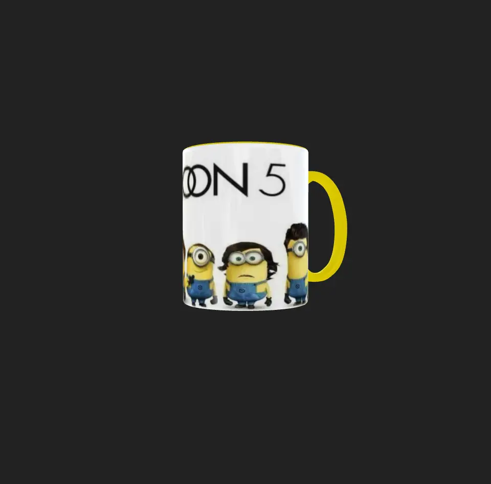 Pocillo de cerámica blanco con interior amarillo estampado con los Minions caracterizados como la banda Maroon 5.